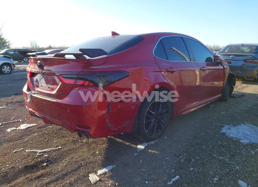 Photo 4 of 2022 Toyota Camry SE (VIN 4T1G11AK5NU069957)