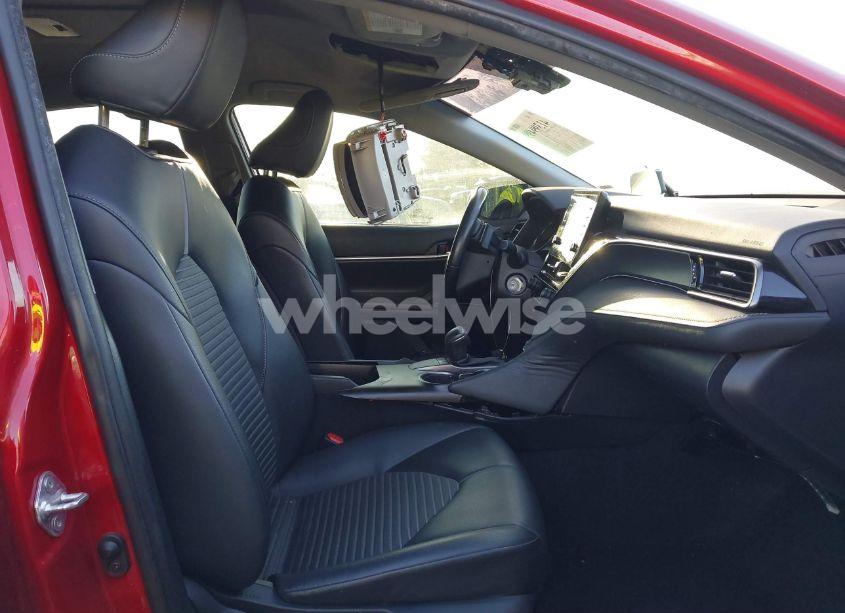 Photo 5 of 2022 Toyota Camry SE (VIN 4T1G11AK5NU069957)