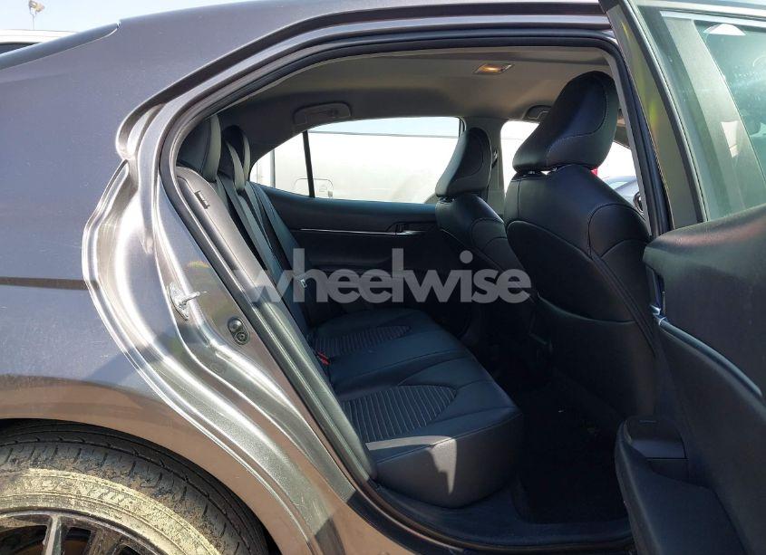 Photo 8 of 2022 Toyota Camry SE (VIN 4T1G11AK5NU070946)