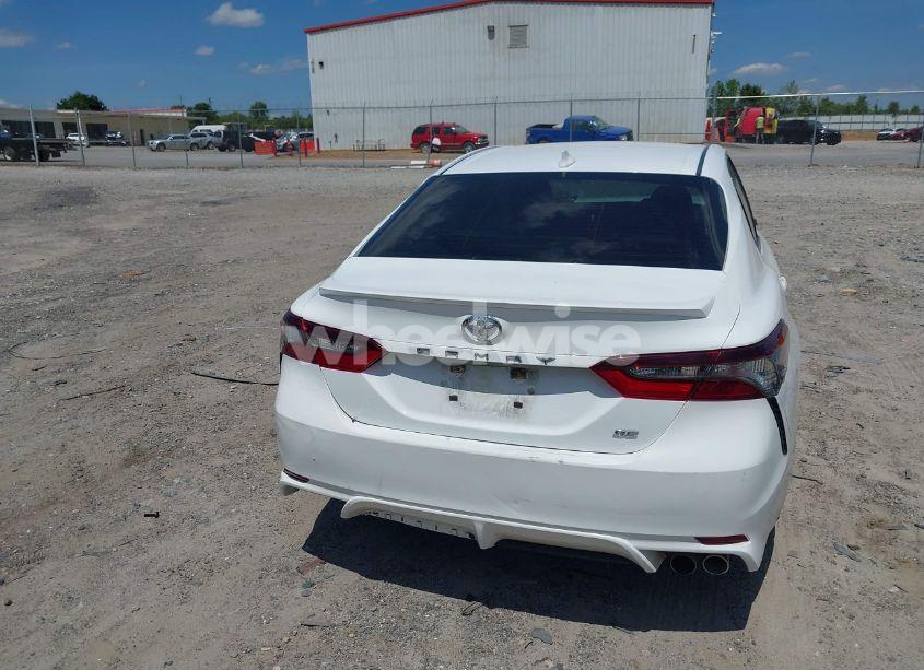 Photo 16 of 2022 Toyota Camry SE (VIN 4T1G11AK5NU683598)