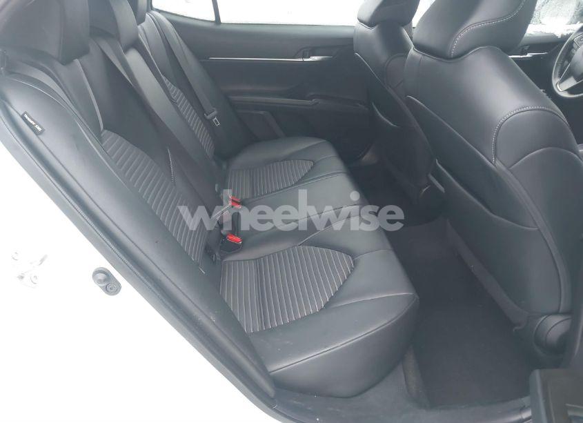 Photo 8 of 2022 Toyota Camry SE (VIN 4T1G11AK5NU686288)