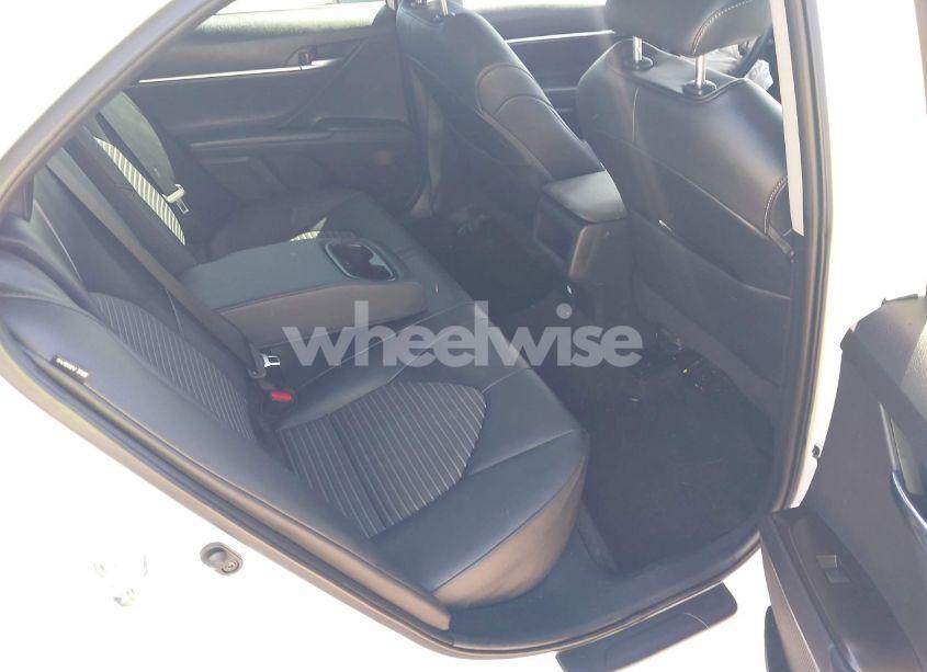 Photo 8 of 2022 Toyota Camry SE (VIN 4T1G11AK5NU711402)