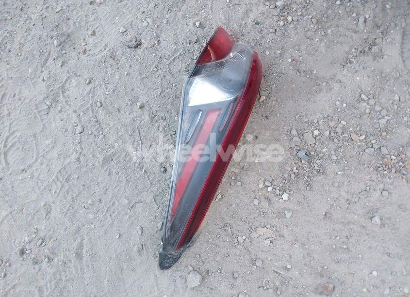 Photo 12 of 2022 Toyota Camry SE (VIN 4T1G11AK5NU713442)