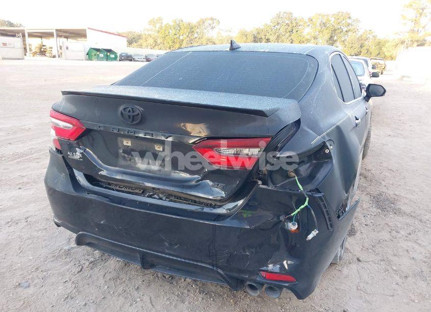 Photo 6 of 2022 Toyota Camry SE (VIN 4T1G11AK5NU713442)