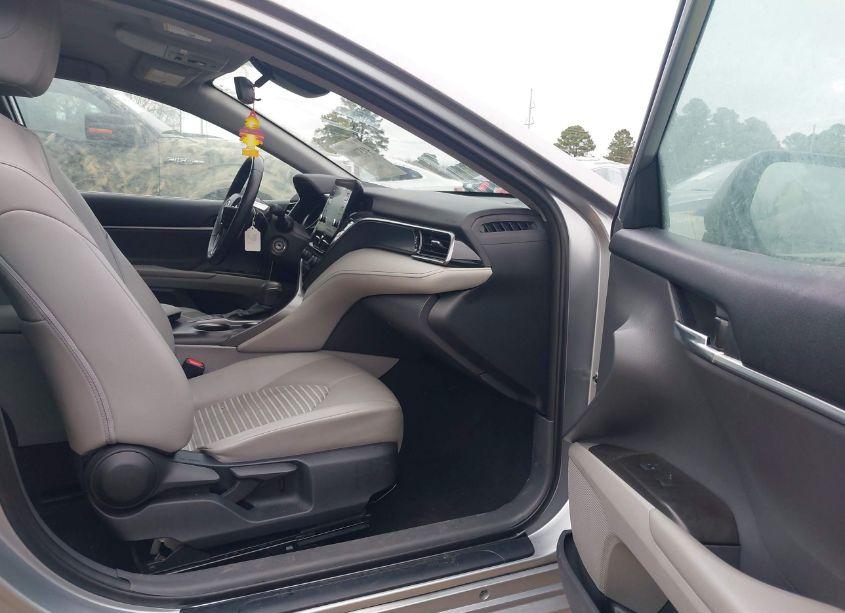 Photo 5 of 2022 Toyota Camry SE (VIN 4T1G11AK5NU716745)