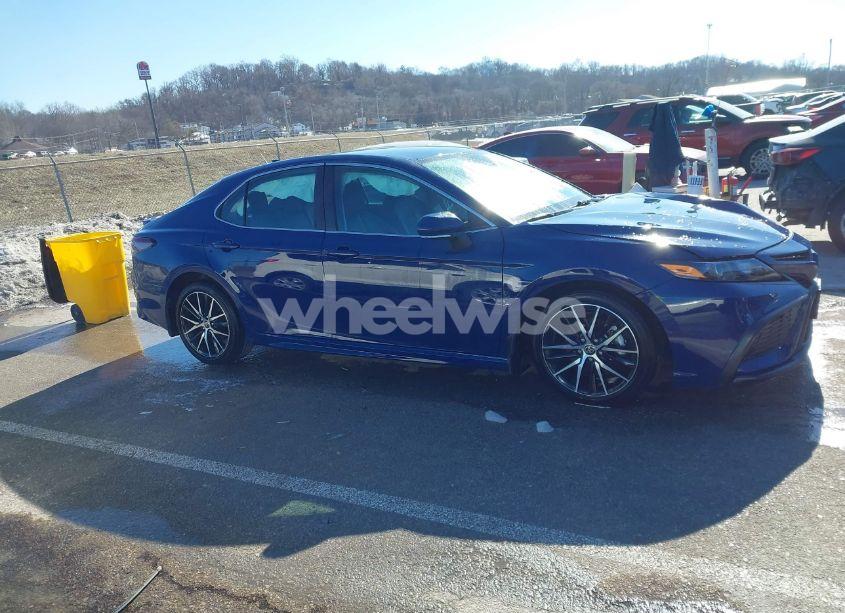 Photo 13 of 2023 Toyota Camry SE (VIN 4T1G11AK5PU111336)