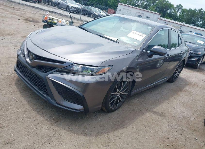 Photo 2 of 2023 Toyota Camry SE (VIN 4T1G11AK5PU737467)