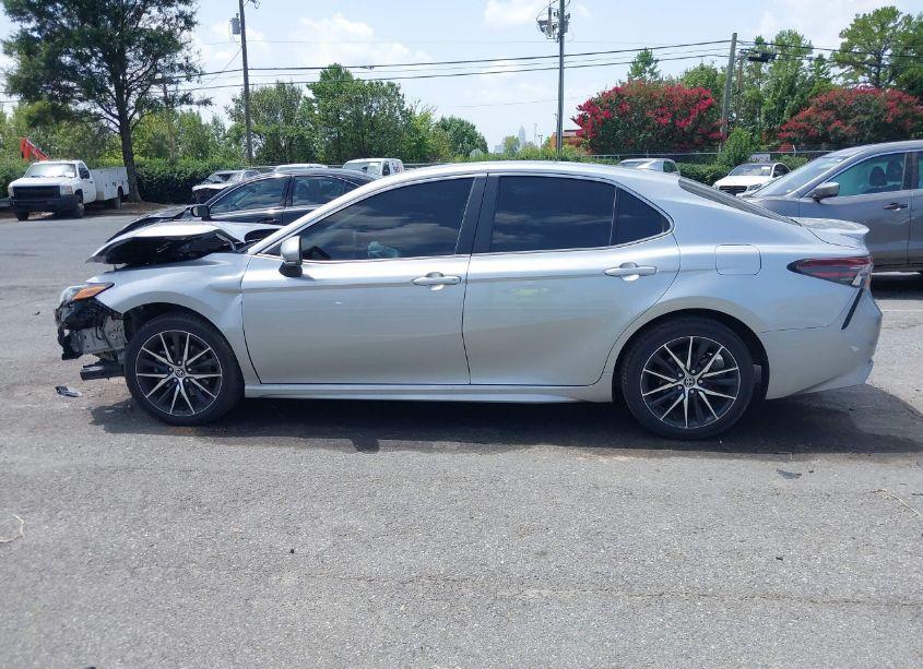 Photo 14 of 2023 Toyota Camry SE (VIN 4T1G11AK5PU738490)