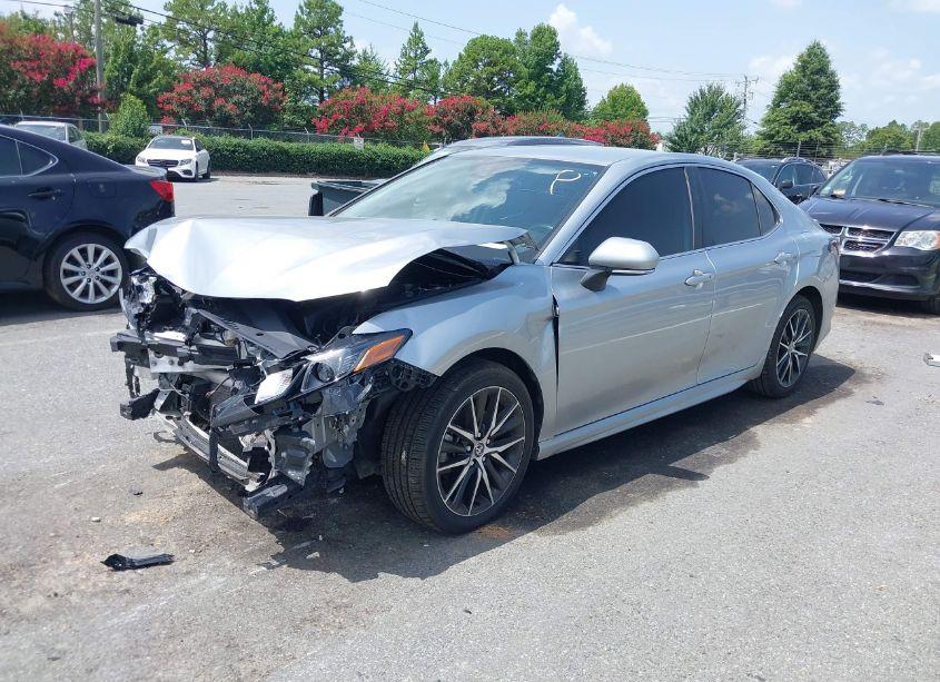 Photo 2 of 2023 Toyota Camry SE (VIN 4T1G11AK5PU738490)