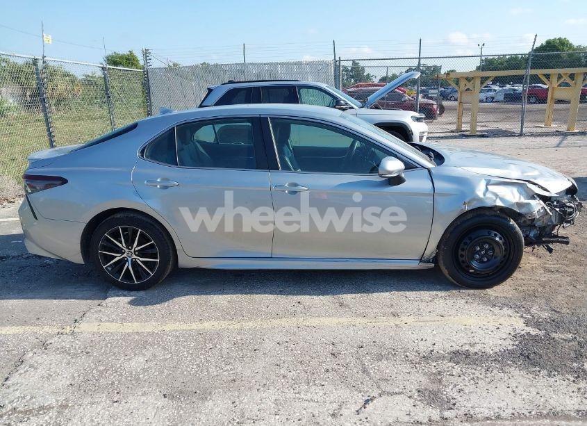 Photo 13 of 2023 Toyota Camry SE (VIN 4T1G11AK5PU750719)