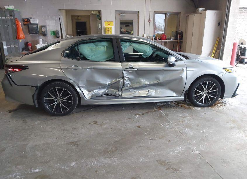 Photo 13 of 2023 Toyota Camry SE (VIN 4T1G11AK5PU779556)
