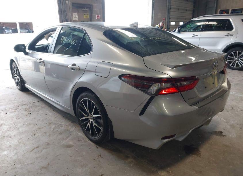 Photo 3 of 2023 Toyota Camry SE (VIN 4T1G11AK5PU779556)