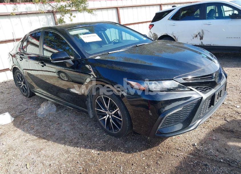 2023 Toyota Camry SE (VIN 4T1G11AK5PU787950) main photo