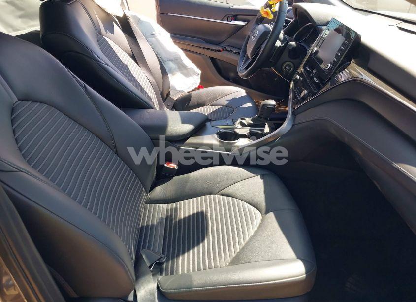 Photo 5 of 2023 Toyota Camry SE (VIN 4T1G11AK5PU796003)