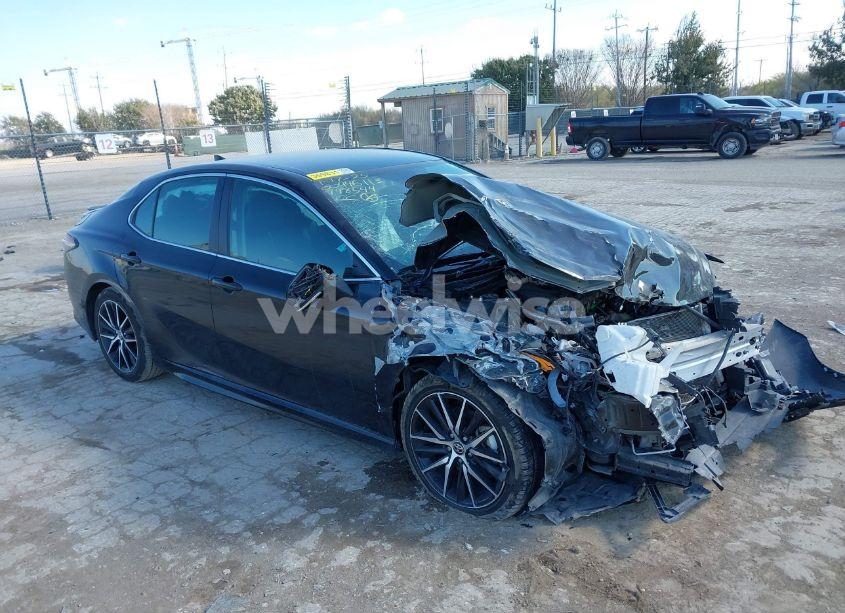2023 Toyota Camry SE (VIN 4T1G11AK5PU798544) main photo