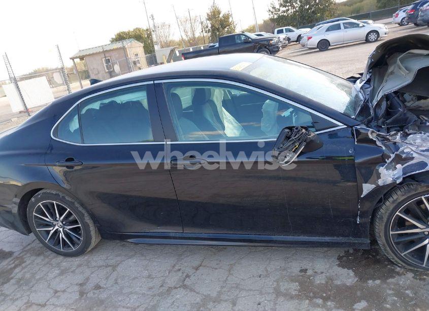 Photo 14 of 2023 Toyota Camry SE (VIN 4T1G11AK5PU798544)