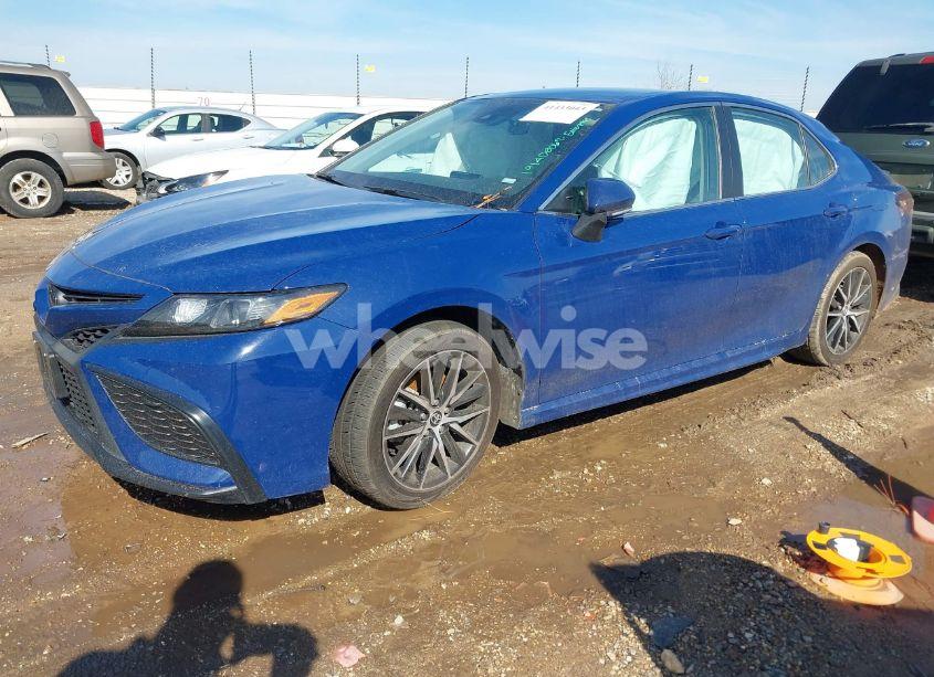 Photo 2 of 2024 Toyota Camry SE (VIN 4T1G11AK5RU193412)