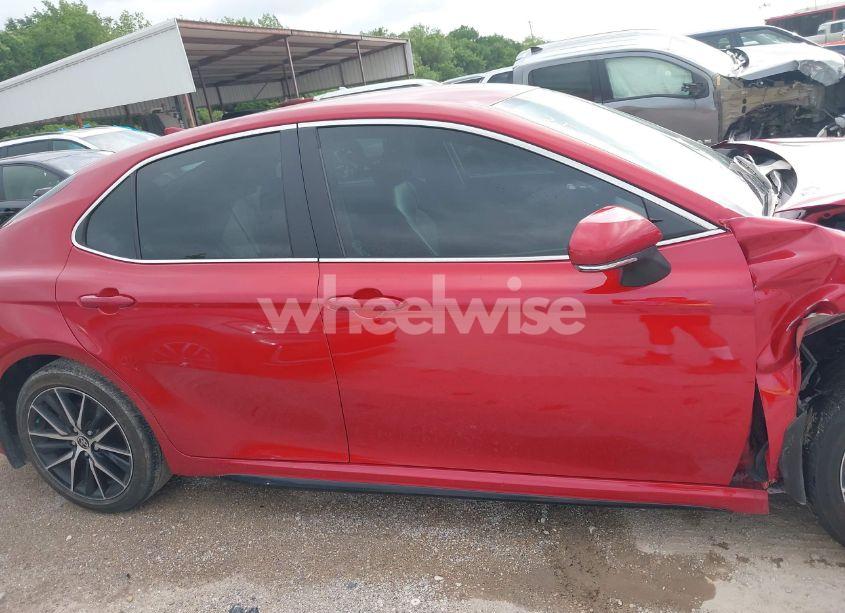 Photo 13 of 2024 Toyota Camry SE (VIN 4T1G11AK5RU205641)