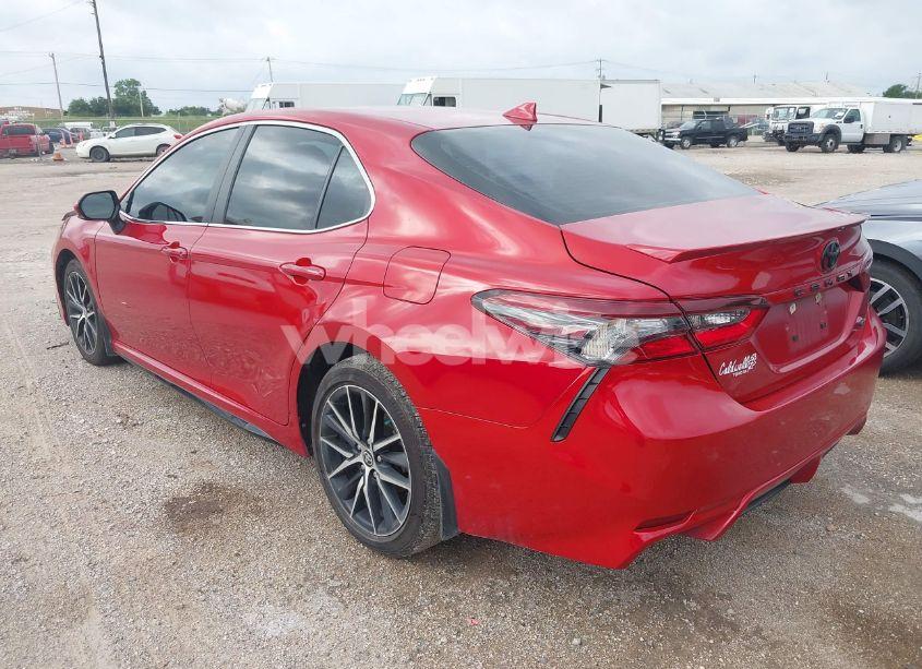 Photo 3 of 2024 Toyota Camry SE (VIN 4T1G11AK5RU205641)