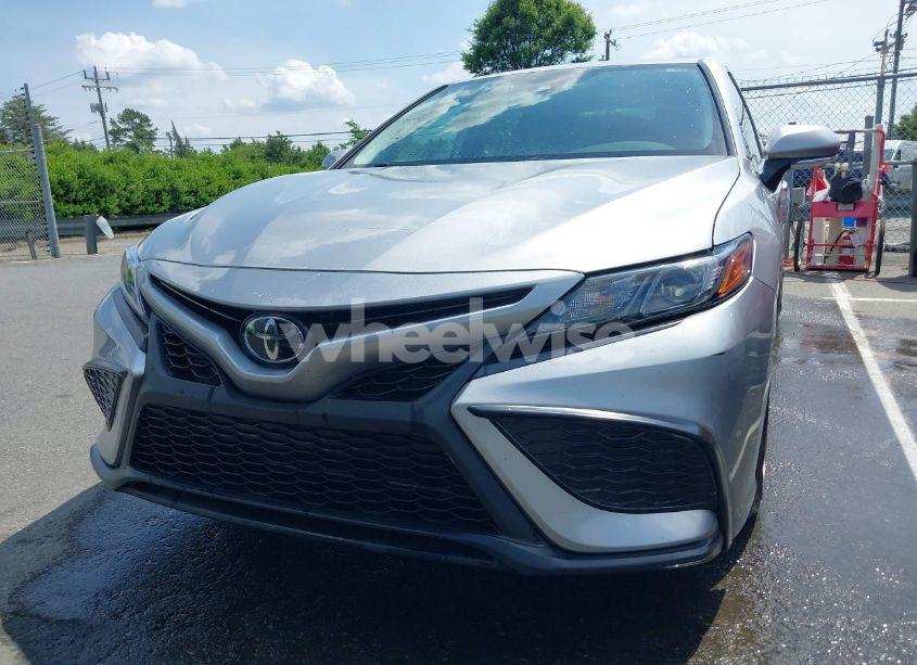 Photo 13 of 2024 Toyota Camry SE (VIN 4T1G11AK5RU213531)