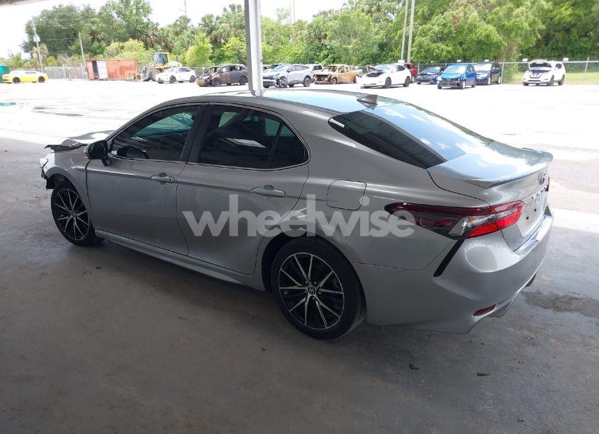 Photo 3 of 2024 Toyota Camry SE (VIN 4T1G11AK5RU850578)