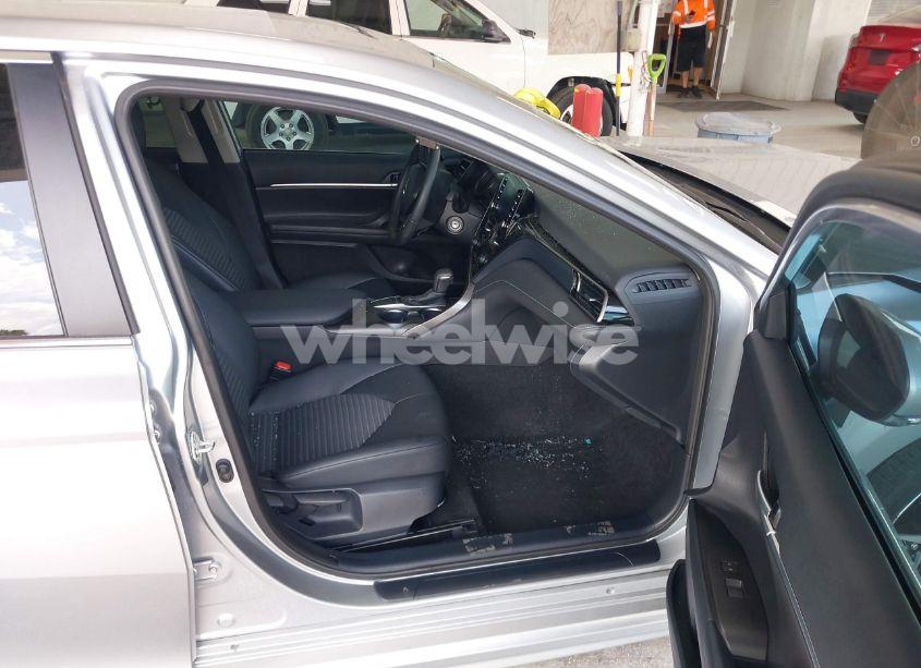 Photo 5 of 2024 Toyota Camry SE (VIN 4T1G11AK5RU850578)