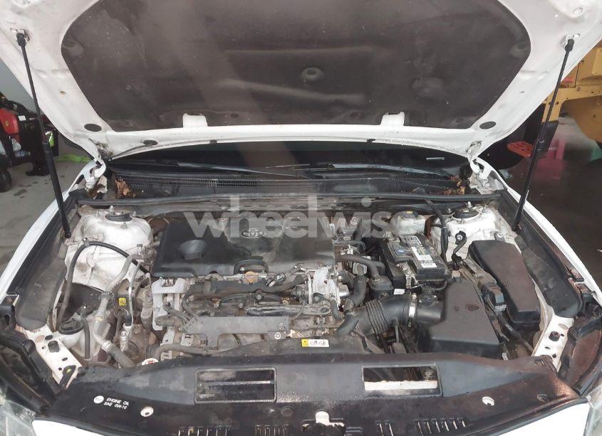 Photo 10 of 2020 Toyota Camry SE (VIN 4T1G11AK6LU310745)