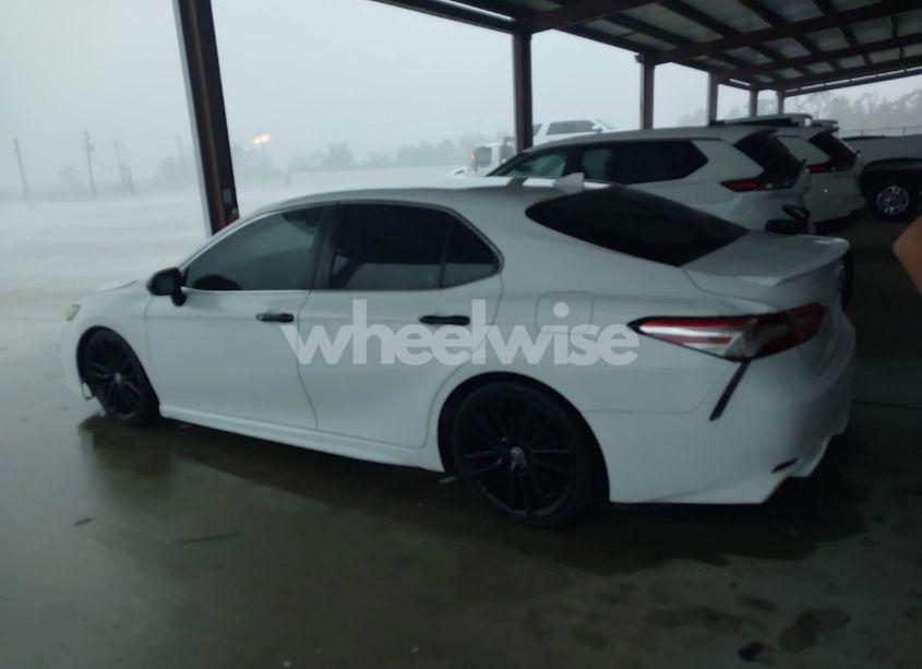 Photo 14 of 2020 Toyota Camry SE (VIN 4T1G11AK6LU310745)
