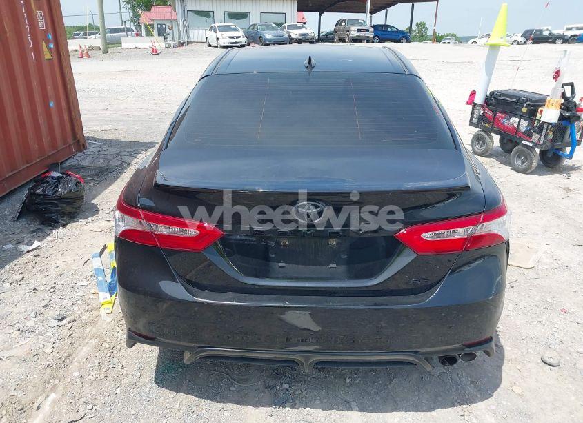 Photo 16 of 2020 Toyota Camry SE NIGHTSHADE EDITION (VIN 4T1G11AK6LU311393)