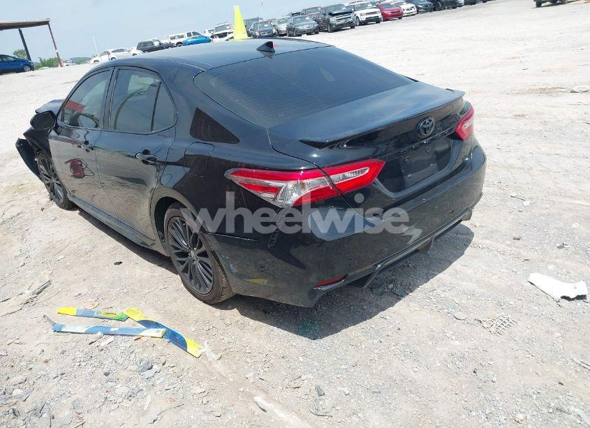 Photo 3 of 2020 Toyota Camry SE NIGHTSHADE EDITION (VIN 4T1G11AK6LU311393)