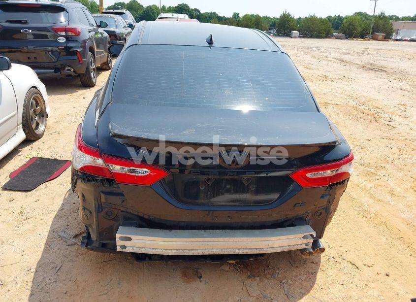 Photo 16 of 2020 Toyota Camry SE (VIN 4T1G11AK6LU328856)
