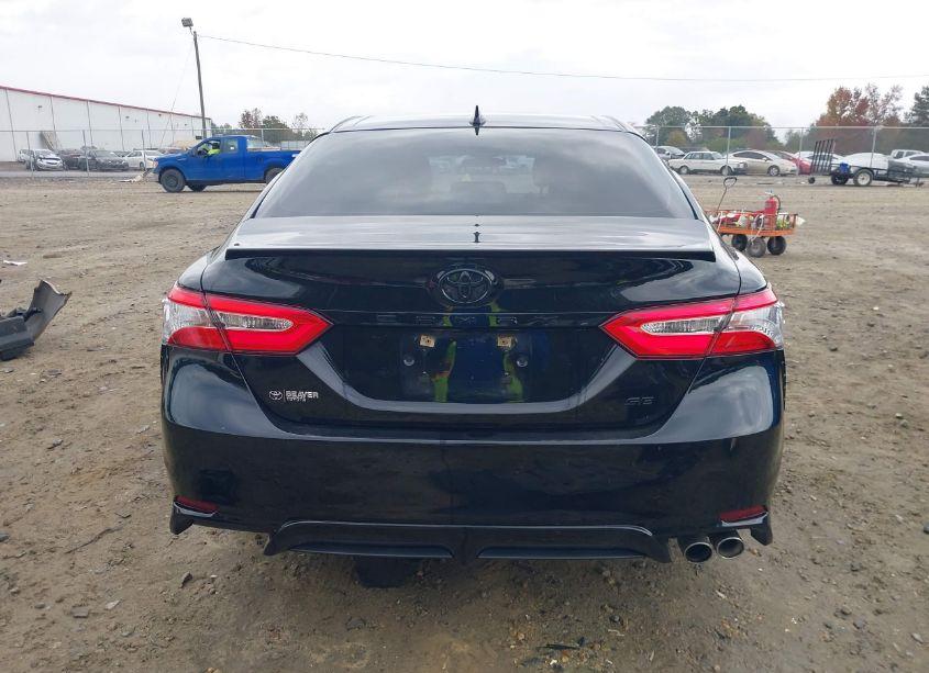 Photo 17 of 2020 Toyota Camry SE NIGHTSHADE EDITION (VIN 4T1G11AK6LU329778)