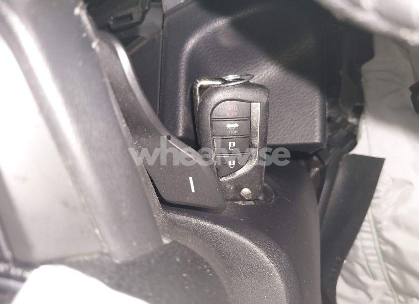 Photo 11 of 2020 Toyota Camry SE (VIN 4T1G11AK6LU361484)