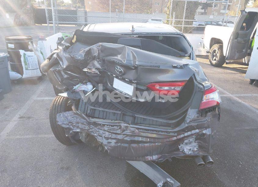 Photo 16 of 2020 Toyota Camry SE (VIN 4T1G11AK6LU503218)