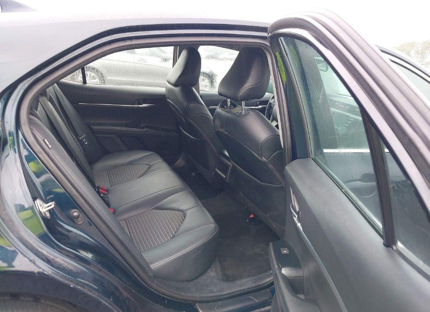 Photo 8 of 2020 Toyota Camry SE (VIN 4T1G11AK6LU911525)