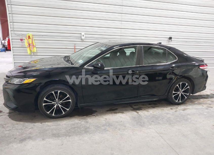 Photo 14 of 2020 Toyota Camry SE/SE NIGHT SHADE (VIN 4T1G11AK6LU916580)