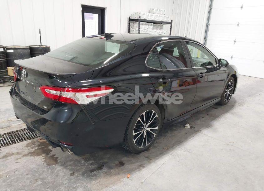 Photo 4 of 2020 Toyota Camry SE/SE NIGHT SHADE (VIN 4T1G11AK6LU916580)