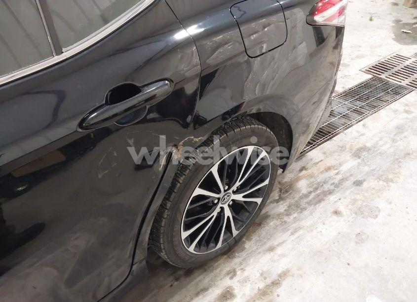 Photo 6 of 2020 Toyota Camry SE/SE NIGHT SHADE (VIN 4T1G11AK6LU916580)