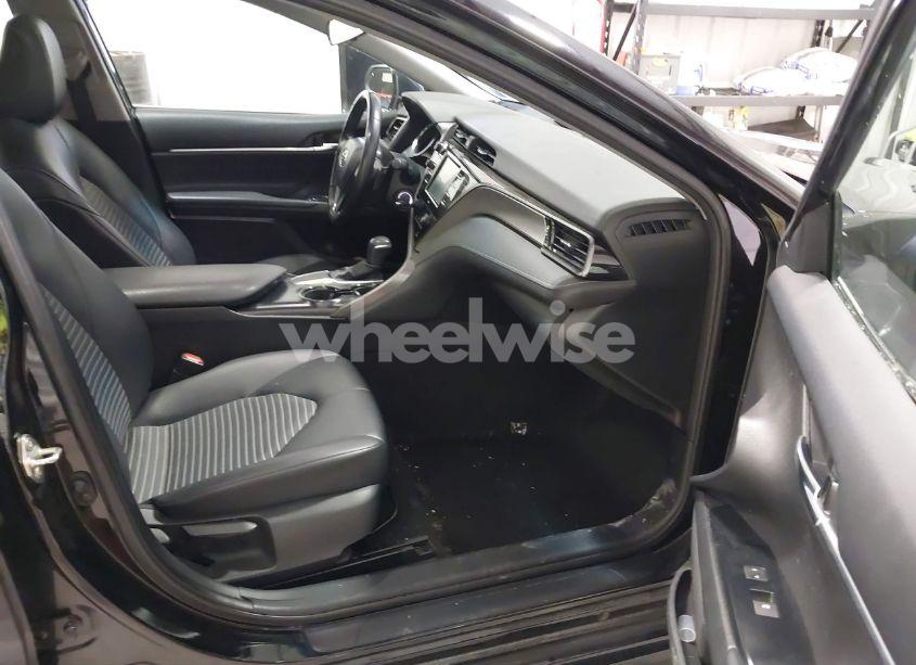 Photo 8 of 2020 Toyota Camry SE/SE NIGHT SHADE (VIN 4T1G11AK6LU916580)