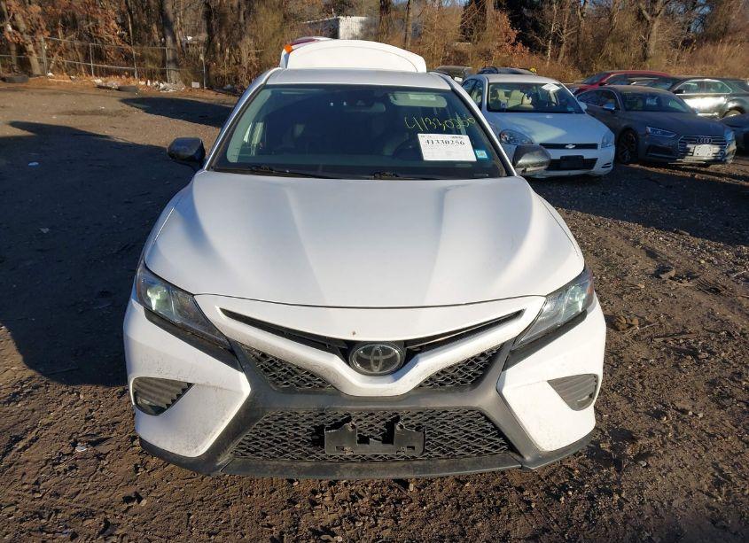 Photo 12 of 2020 Toyota Camry SE (VIN 4T1G11AK6LU921486)