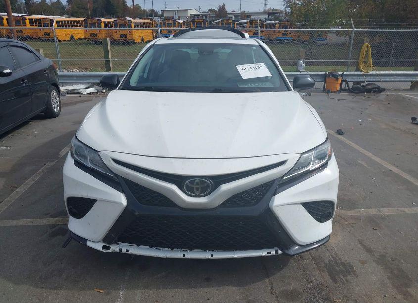 Photo 12 of 2020 Toyota Camry SE (VIN 4T1G11AK6LU932472)