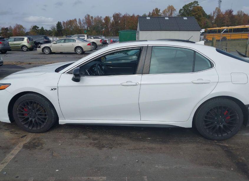 Photo 14 of 2020 Toyota Camry SE (VIN 4T1G11AK6LU932472)