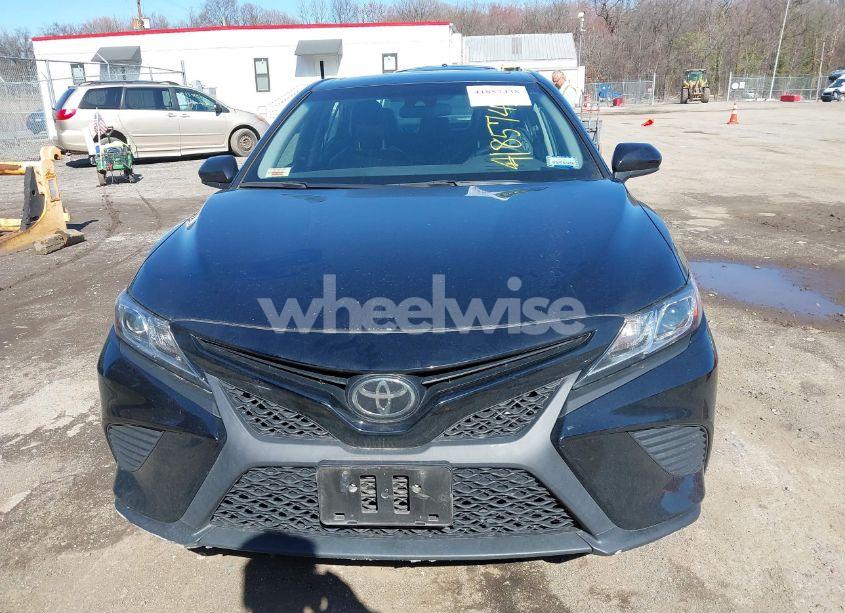 Photo 12 of 2020 Toyota Camry SE (VIN 4T1G11AK6LU953953)