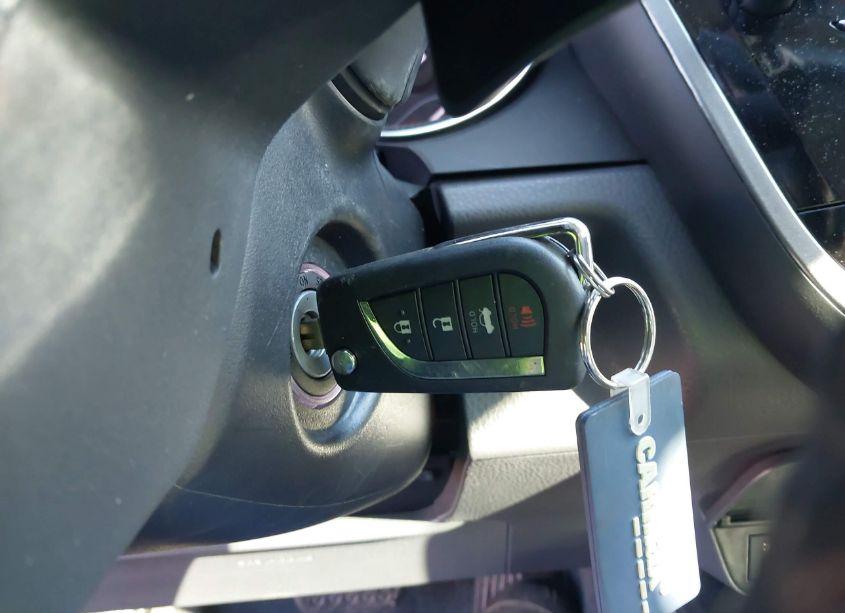 Photo 11 of 2020 Toyota Camry SE (VIN 4T1G11AK6LU987990)