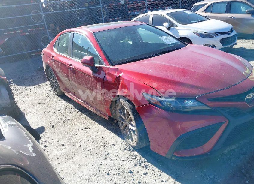 Photo 13 of 2021 Toyota Camry SE (VIN 4T1G11AK6MU409874)