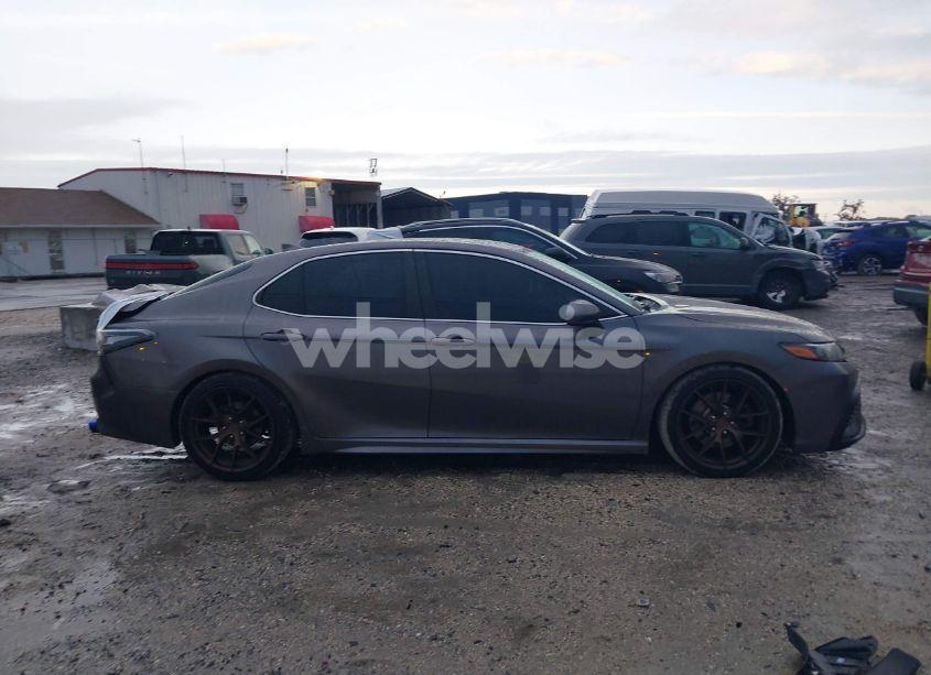 Photo 13 of 2021 Toyota Camry SE/SE NIGHTSHADE EDITION (VIN 4T1G11AK6MU411012)