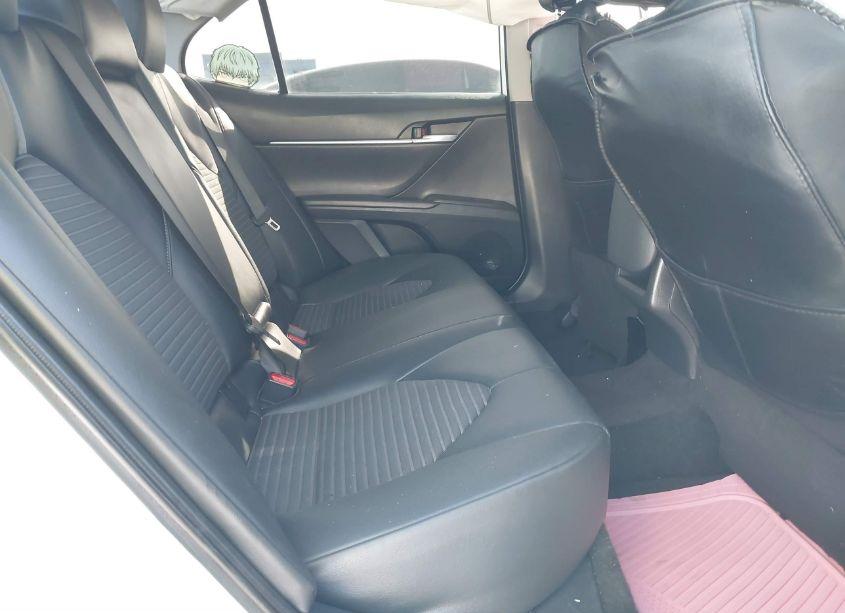 Photo 8 of 2021 Toyota Camry SE (VIN 4T1G11AK6MU418638)