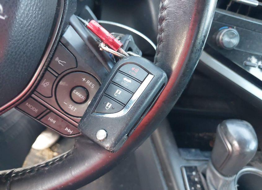 Photo 11 of 2021 Toyota Camry SE (VIN 4T1G11AK6MU427355)