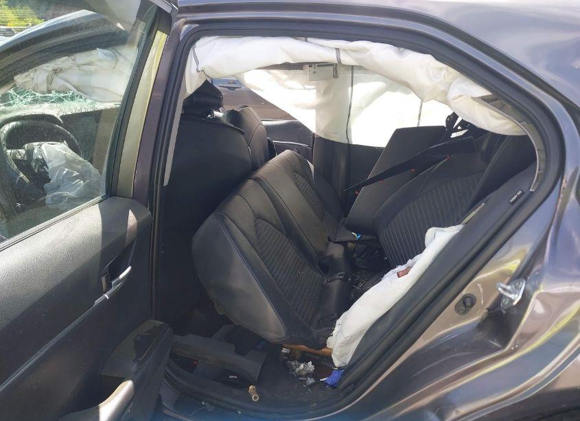 Photo 8 of 2021 Toyota Camry SE (VIN 4T1G11AK6MU444558)