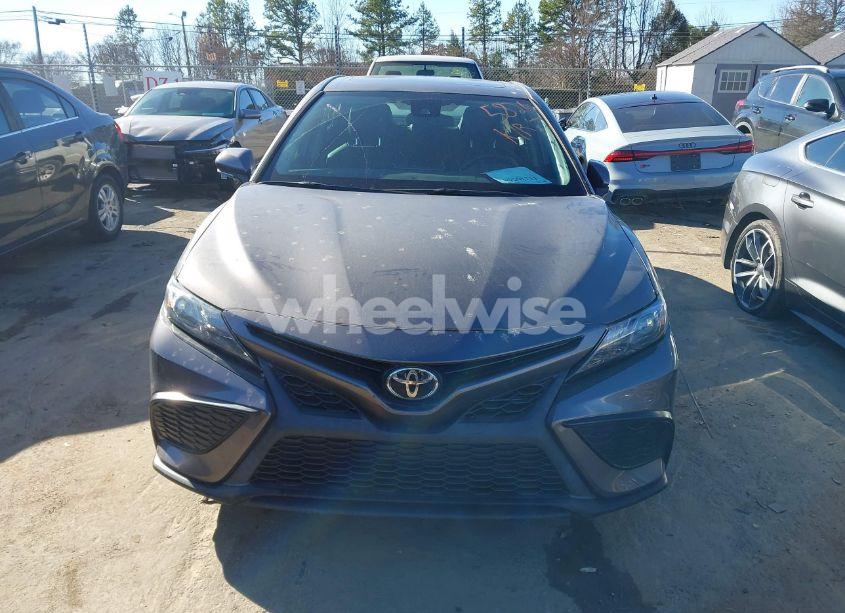 Photo 12 of 2021 Toyota Camry SE (VIN 4T1G11AK6MU475826)